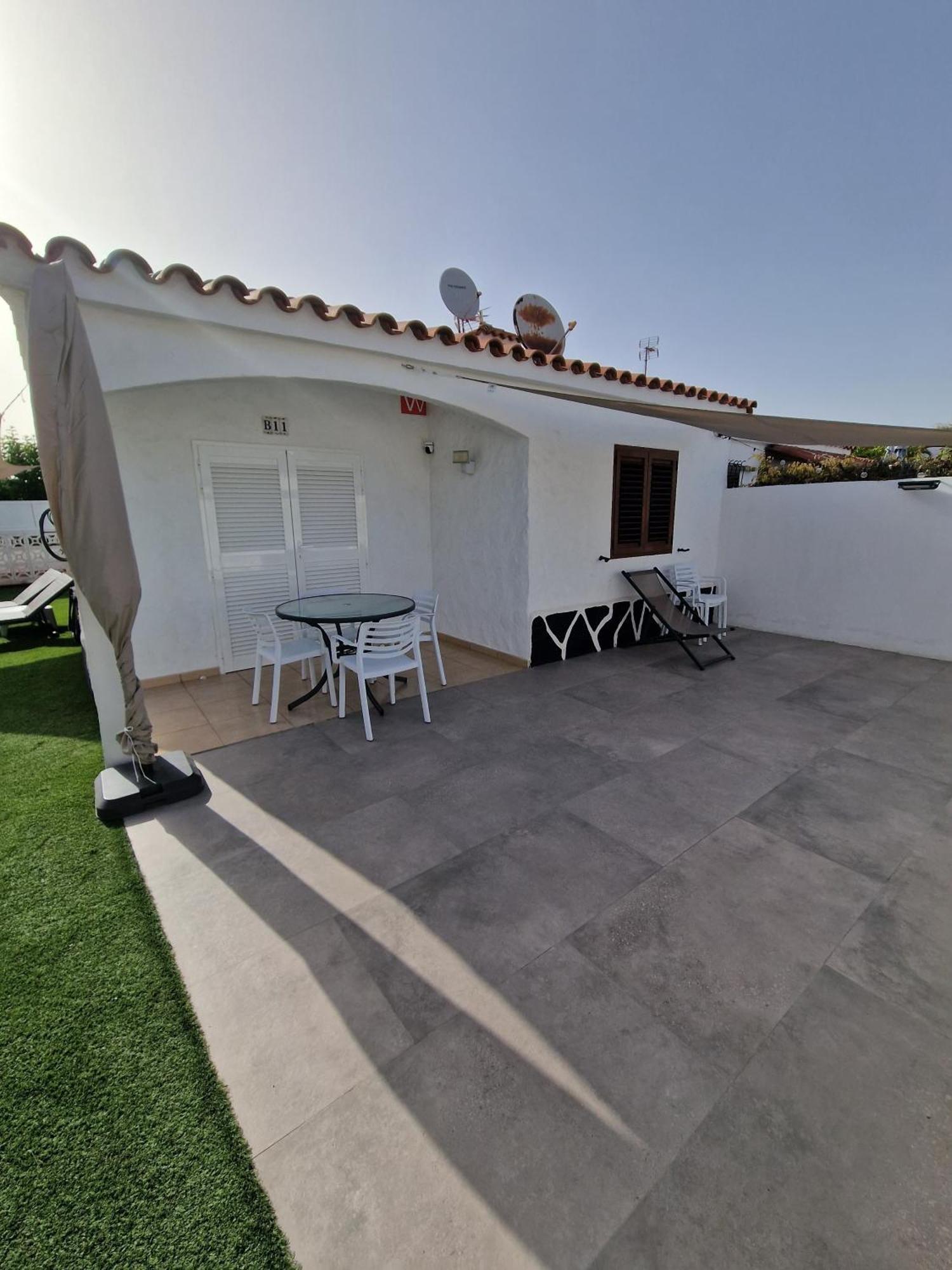 Acogedor Bungalow En Playa Del Ingles Apartment Exterior photo